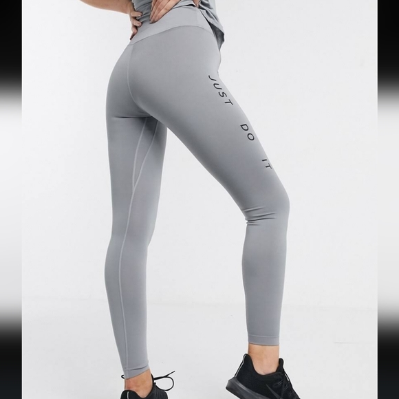 Nike swoosh 7/8 tights leggings size small - Picture 4 of 11